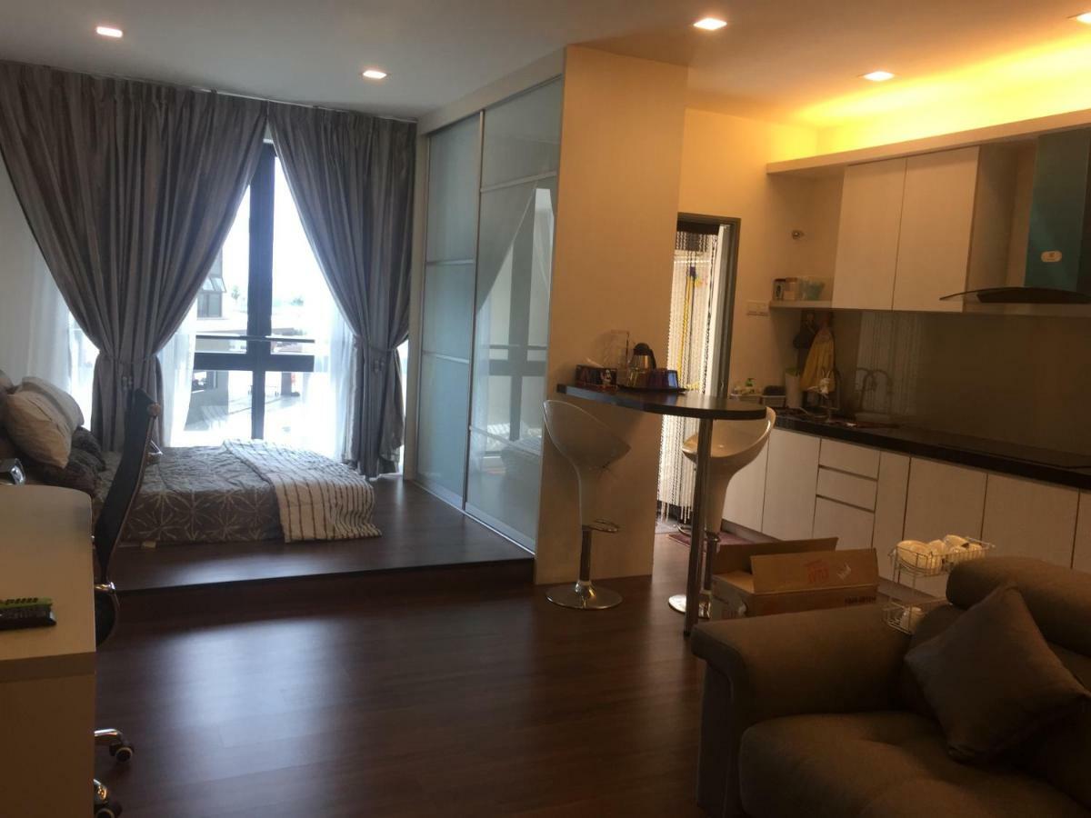 Silk Sky Residence Seri Kembangan Exterior photo