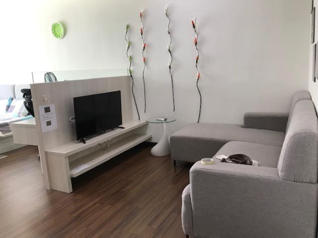Silk Sky Residence Seri Kembangan Exterior photo